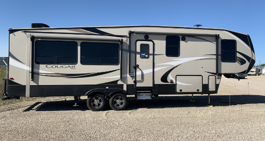 Alta RV 5th Wheel Parking